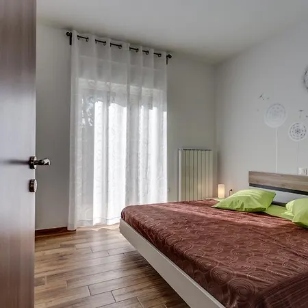 Apartman Tika