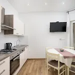Appartement Tika *